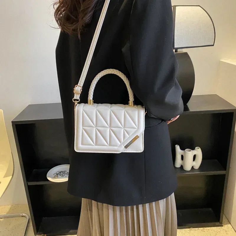 2024 New Fashion Shoulder Bag Plaid