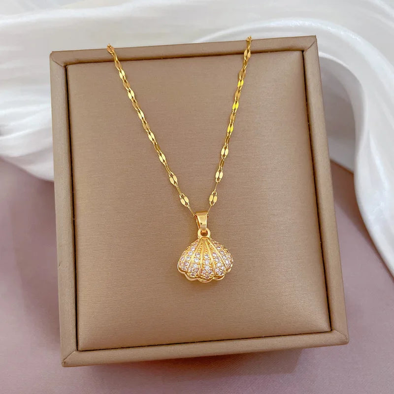 Luxury Shell pearl Pendant Necklace