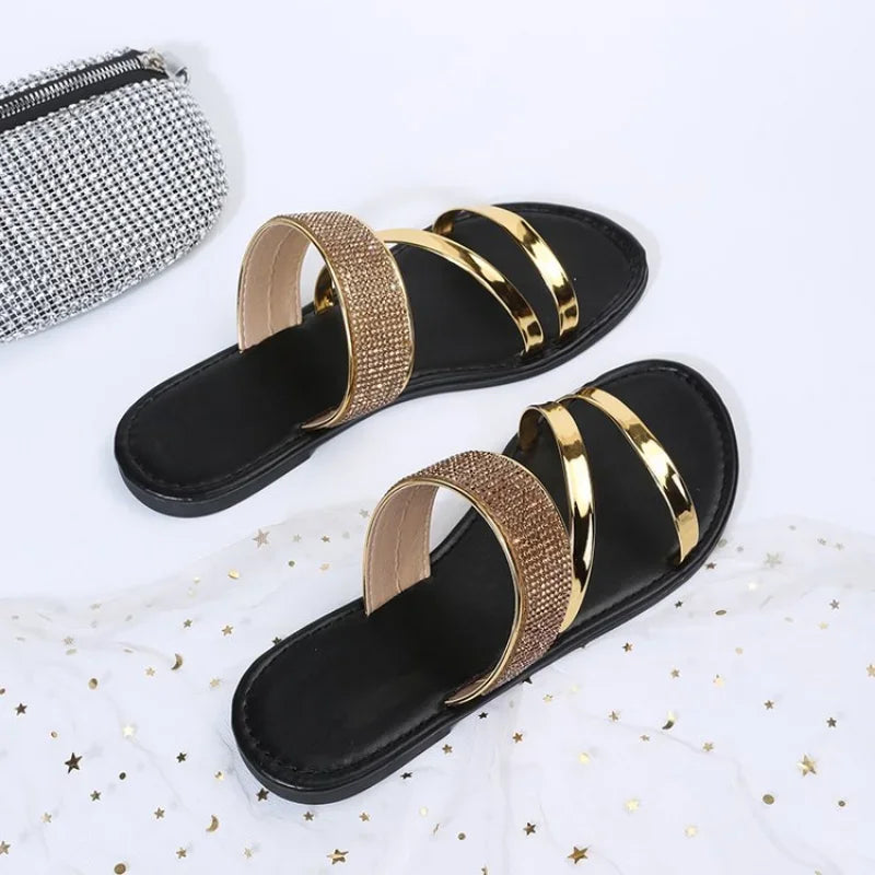 2024 Summer New Women's Fashion Gold Silver Patent Leather Flat Heel Sandals Bling Rhinestone Narrow Band Beach Casual Slippers