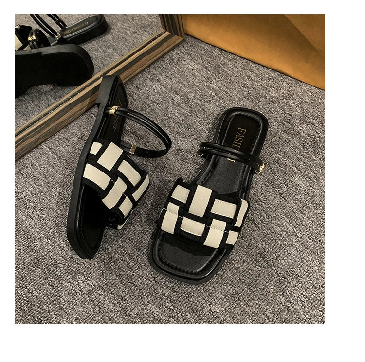 New Trend Summer Flats Women Slippers Casual Shoes Open Toe Flip-flops Designer Dress Sandals Beach Fad Ladies Shoes Slides